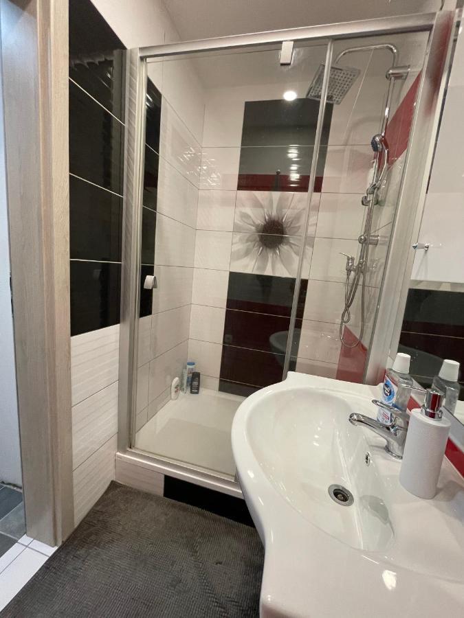 Monfas Apartment Barrandov プラハ エクステリア 写真
