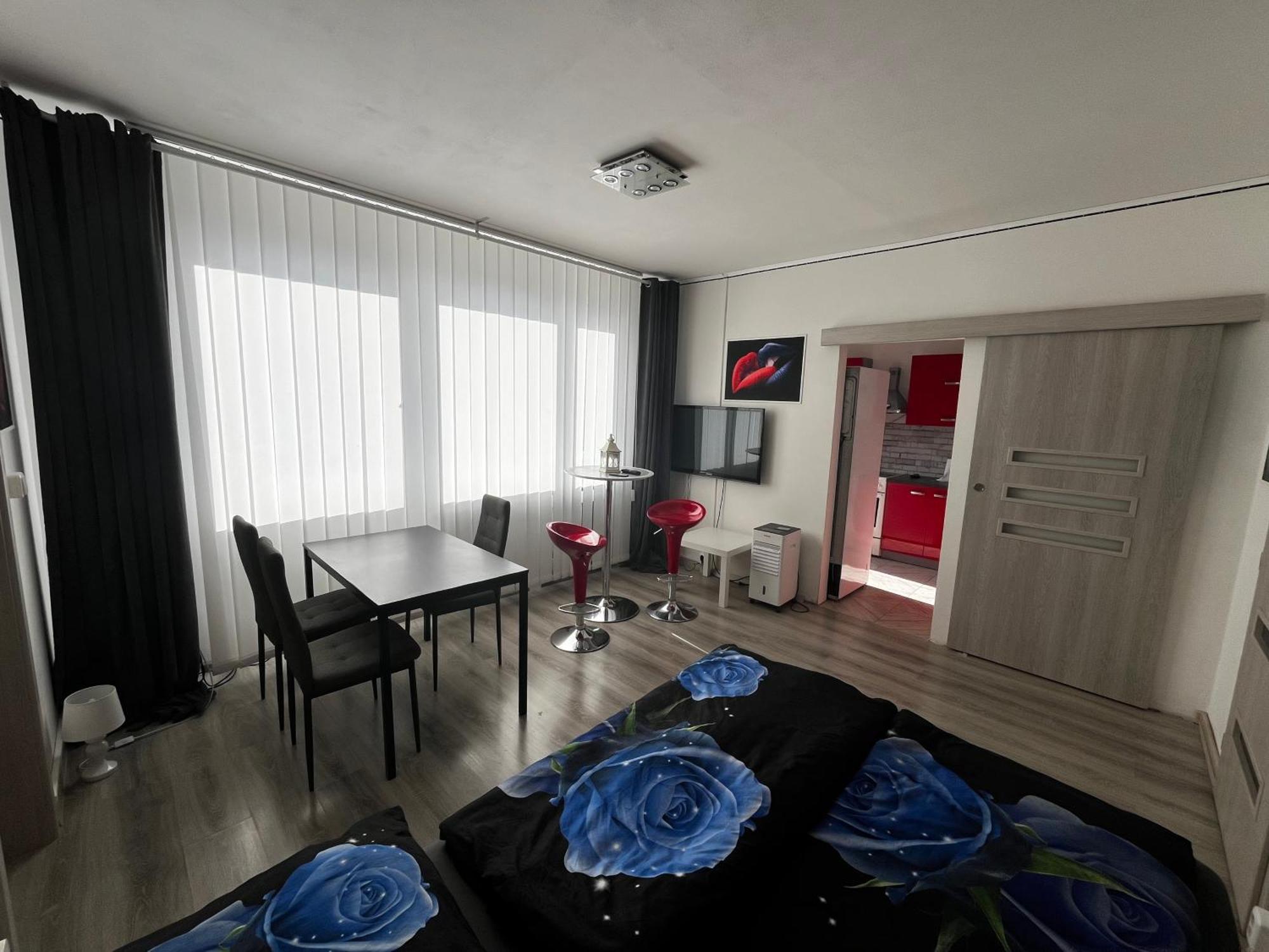 Monfas Apartment Barrandov プラハ エクステリア 写真