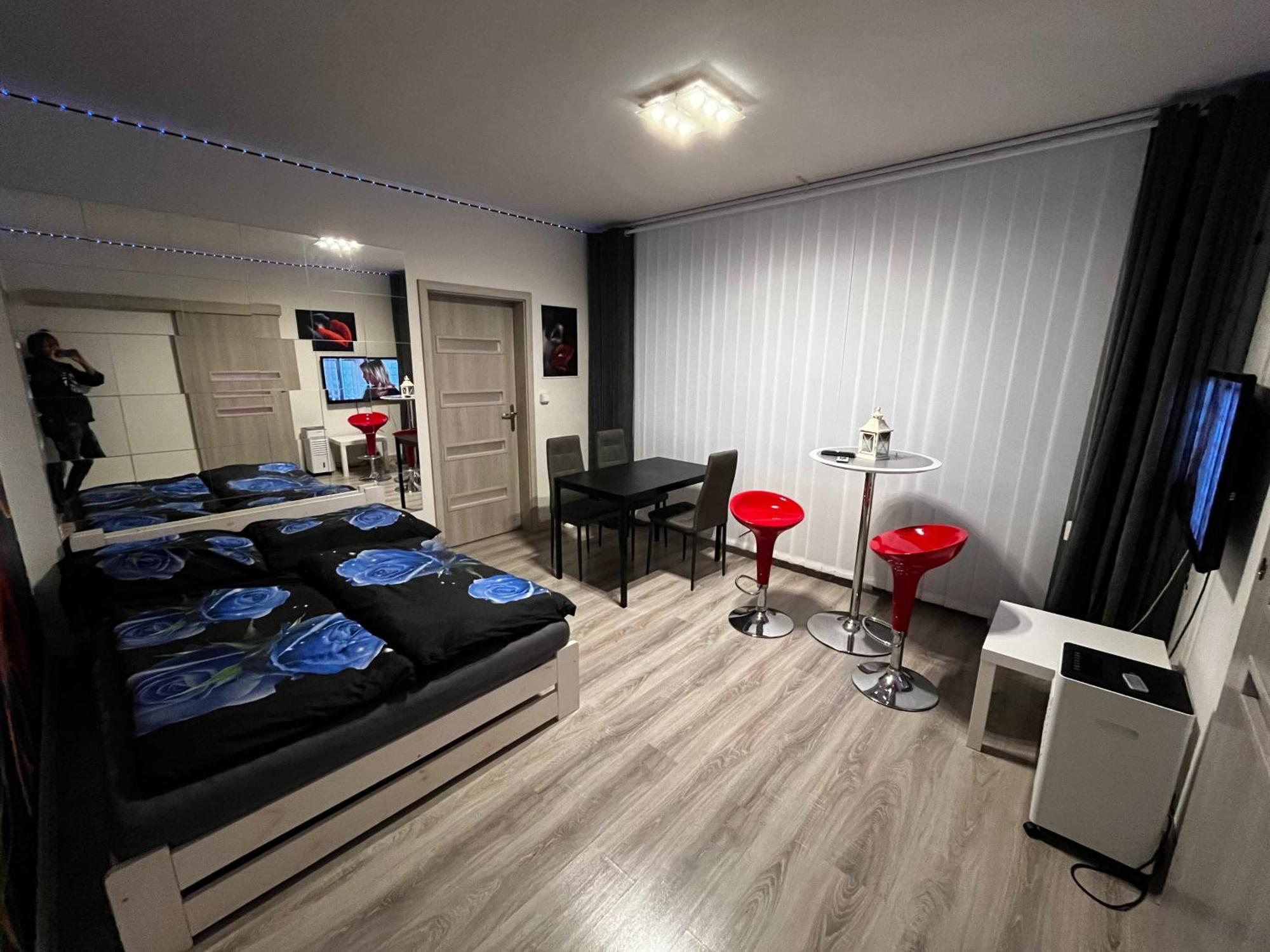 Monfas Apartment Barrandov プラハ エクステリア 写真